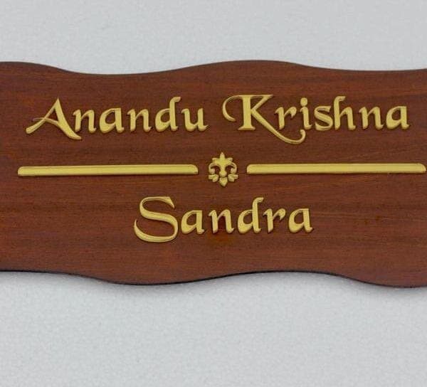 couple name board - Bubbly Decors