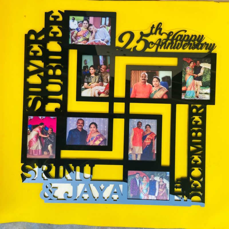 Custom made couple frame - Bubbly Decors