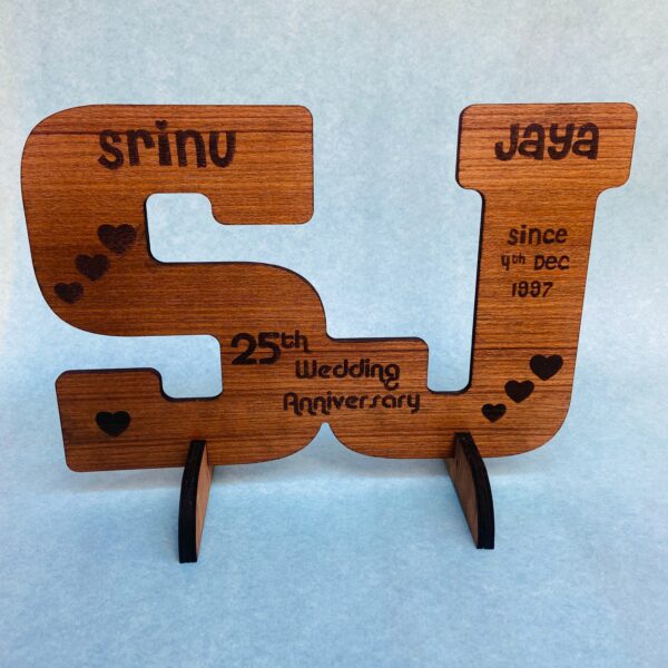 Wooden logo for couples - Bubbly Decors