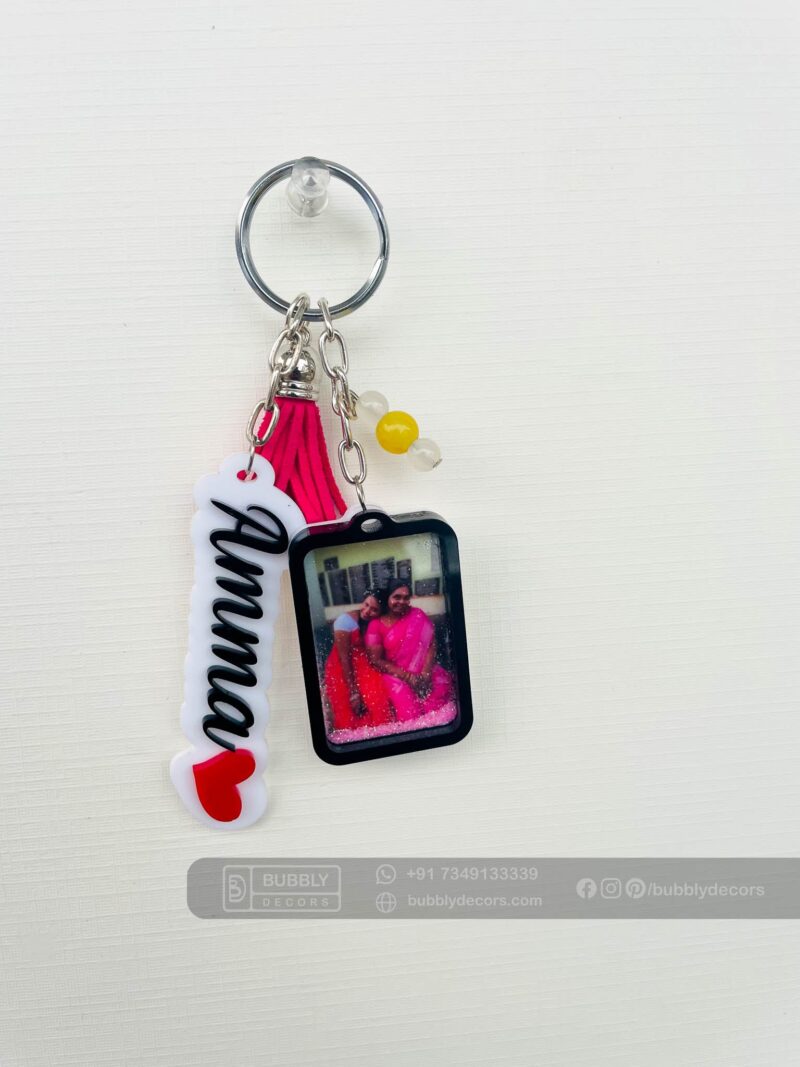 Name photo frame keychain - Bubbly Decors