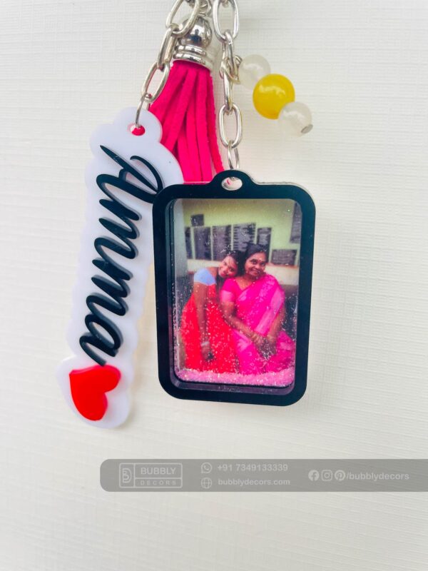 Name photo frame keychain - Bubbly Decors
