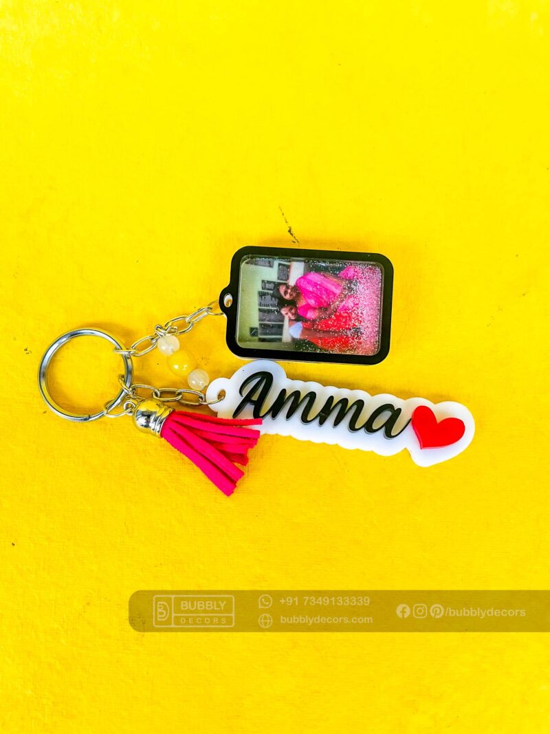 Name photo frame keychain - Bubbly Decors