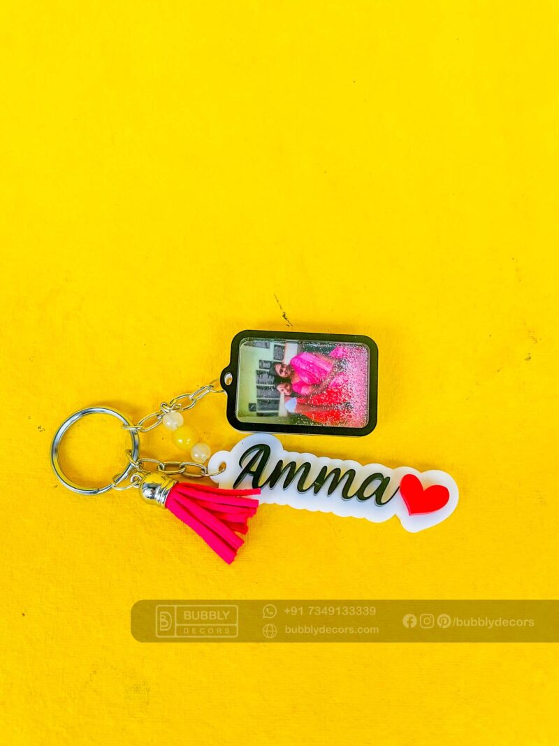 Name photo frame keychain - Bubbly Decors