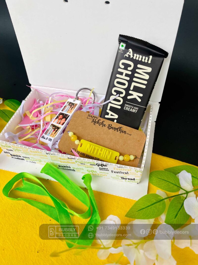 Keychain Rakhi Combo - Bubbly Decors