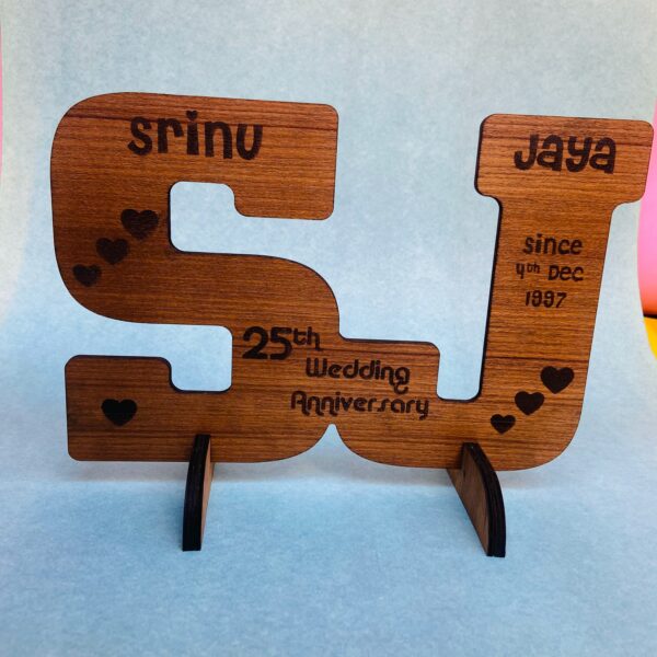 Wooden logo for couples - Bubbly Decors