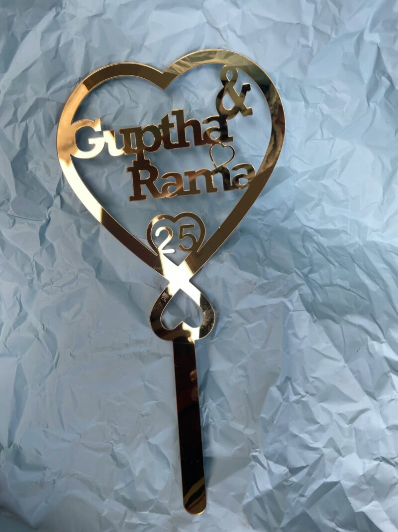 cake topper couple double heart - Bubbly Decors