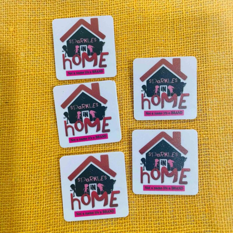 Badges custom made - Bubbly Decors