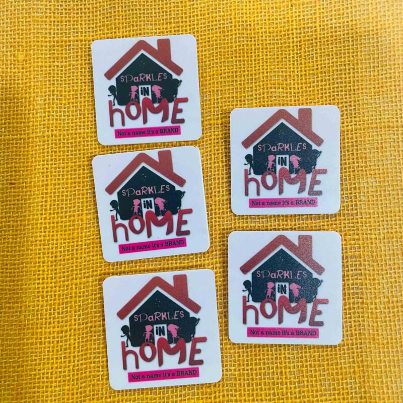 Badges custom made - Bubbly Decors