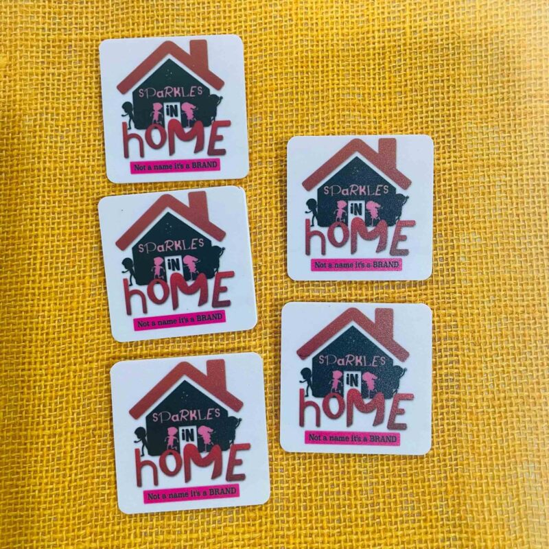 Badges custom made - Bubbly Decors
