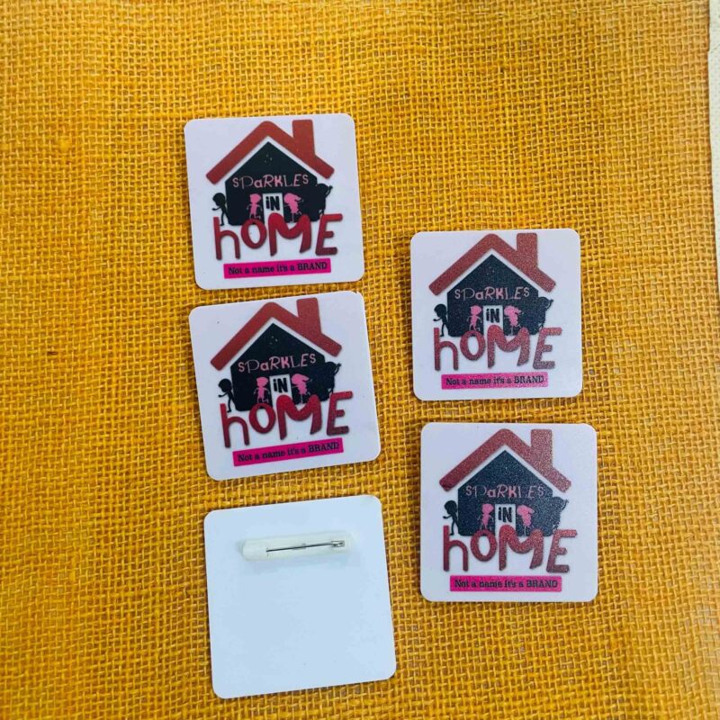 Badges custom made - Bubbly Decors