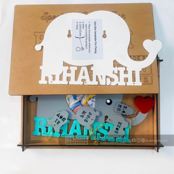 Baby details frame elephant theme - Bubbly Decors