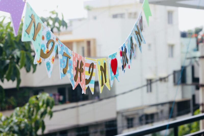 Banner Flag Model - Bubbly Decors