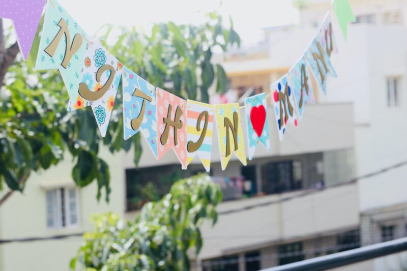Banner Flag Model - Bubbly Decors