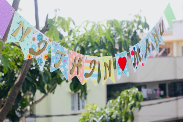 Banner Flag Model - Bubbly Decors