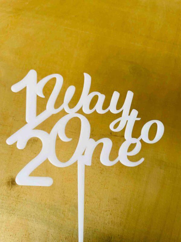 Cake topper for 6 months - Bubbly Decors