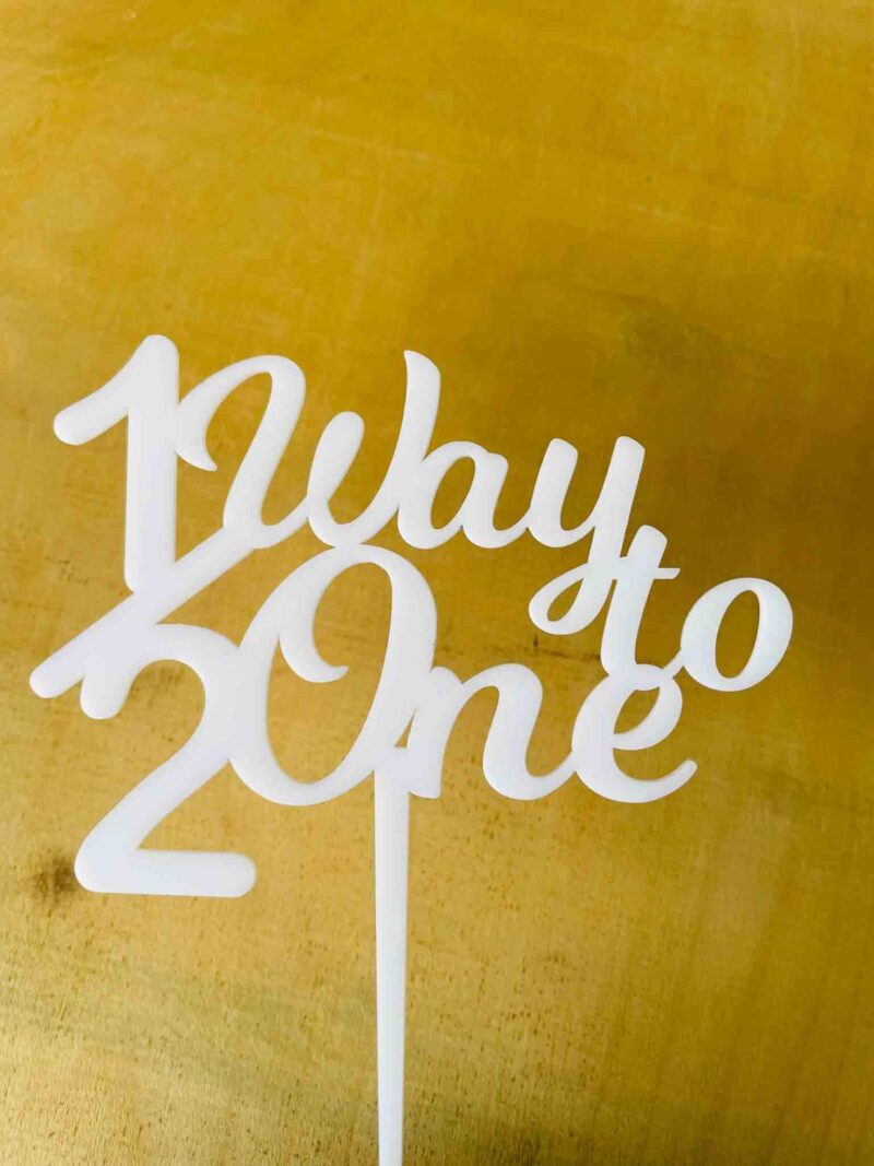 Cake topper for 6 months - Bubbly Decors