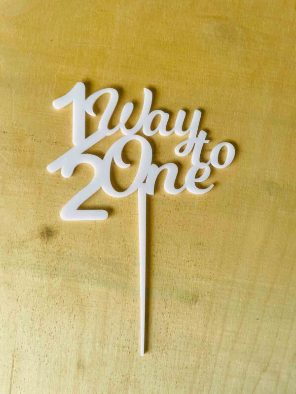 Cake topper for 6 months - Bubbly Decors