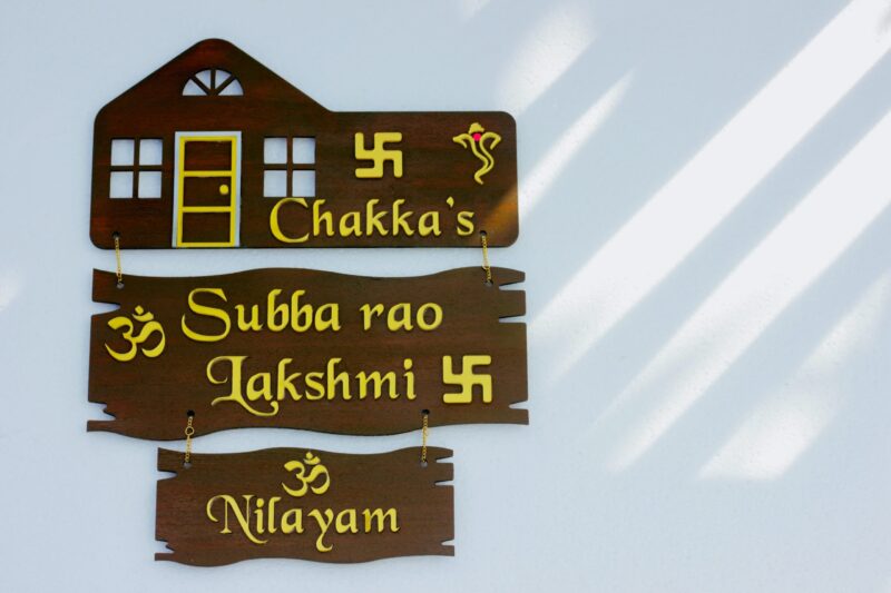 Name Board 3 steps - Bubbly Decors