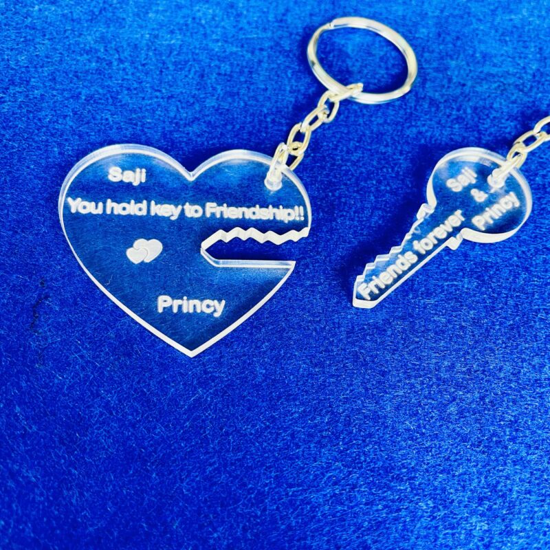 keychain heart and key - Bubbly Decors