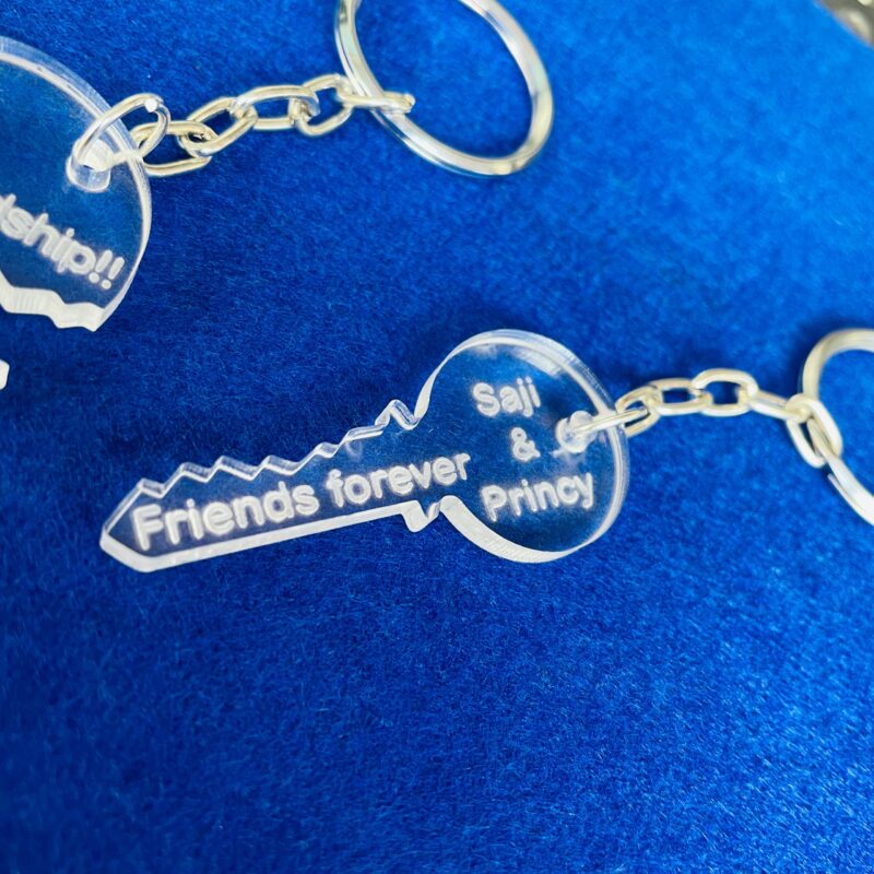 keychain heart and key - Bubbly Decors
