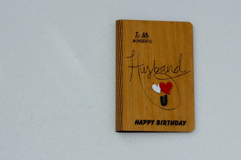 Husband wood greeting - Bubbly Decors
