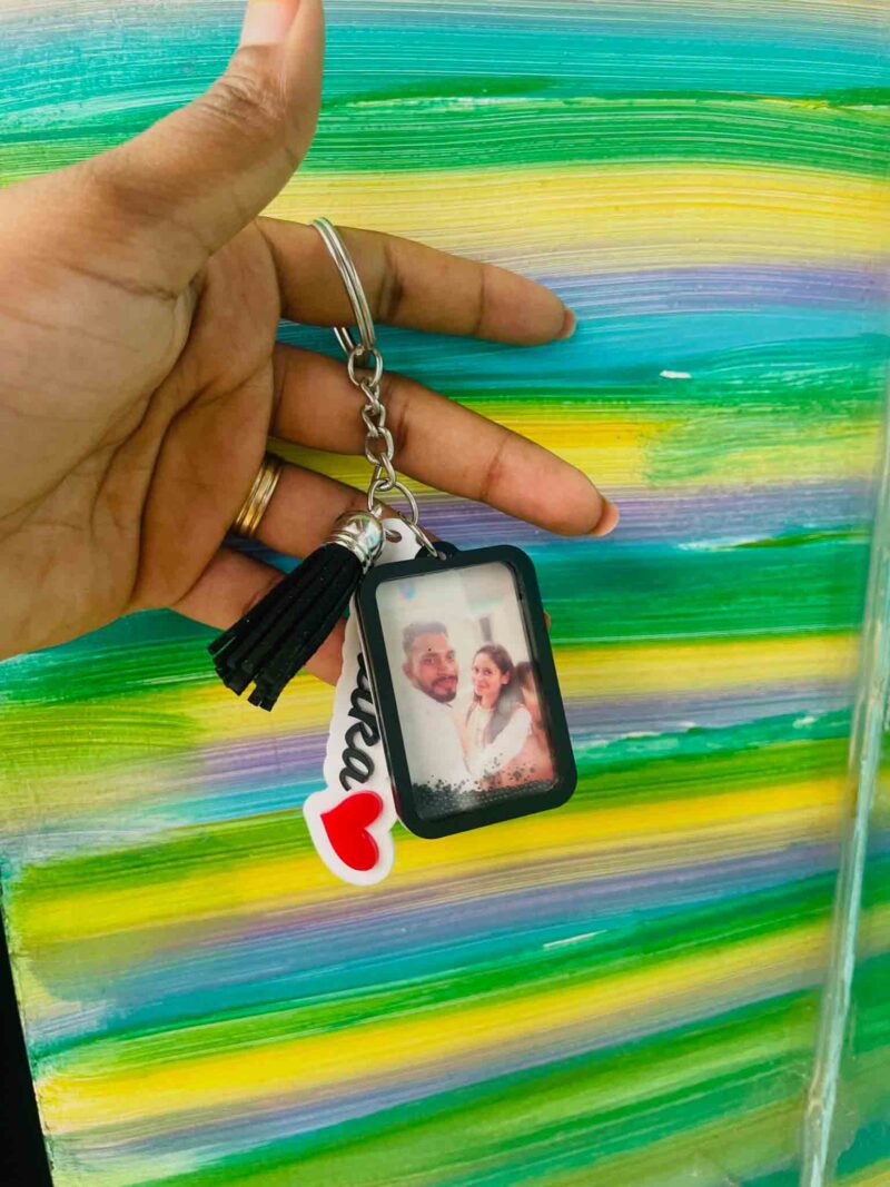 Name photo frame keychain - Bubbly Decors