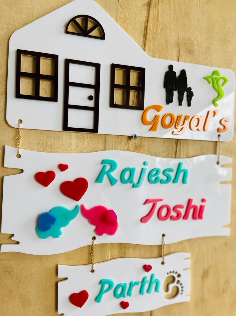 Name Board Family Acrylic - Bubbly Decors