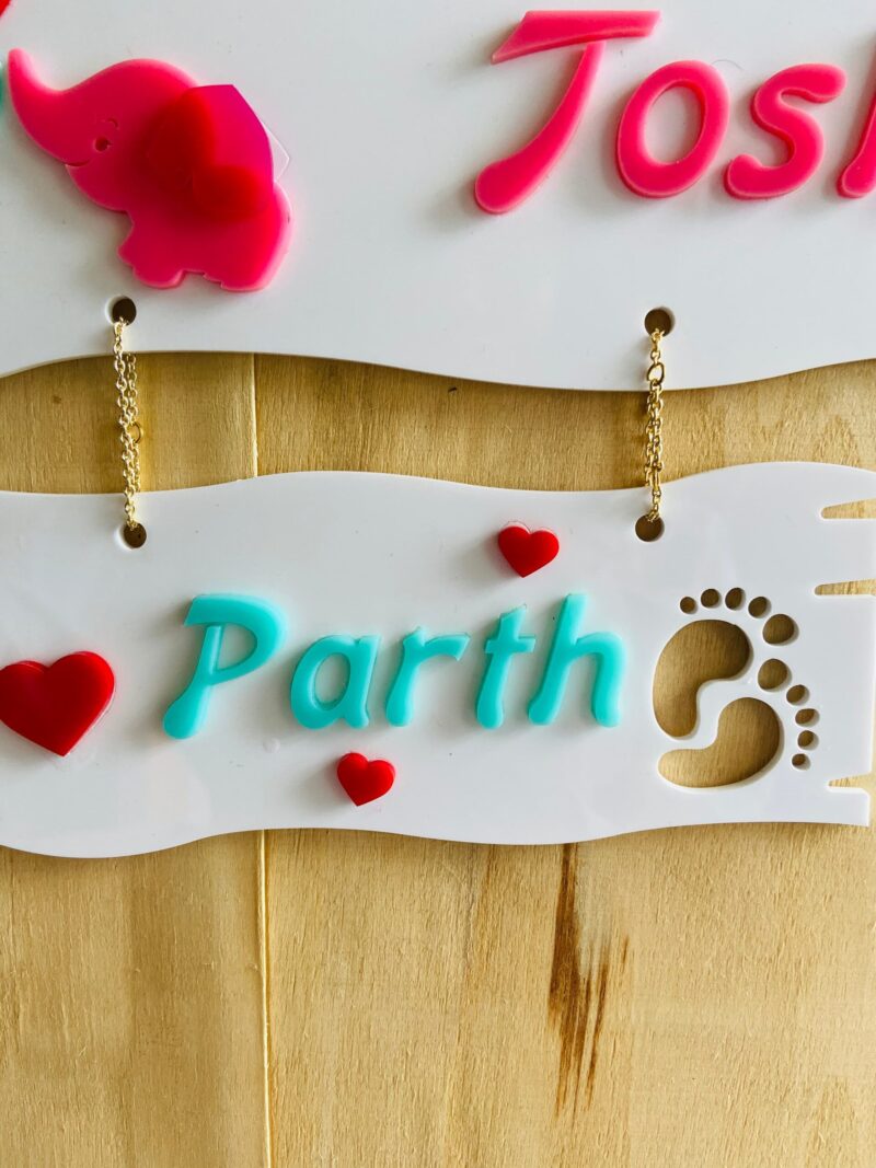 Name Board Family Acrylic - Bubbly Decors