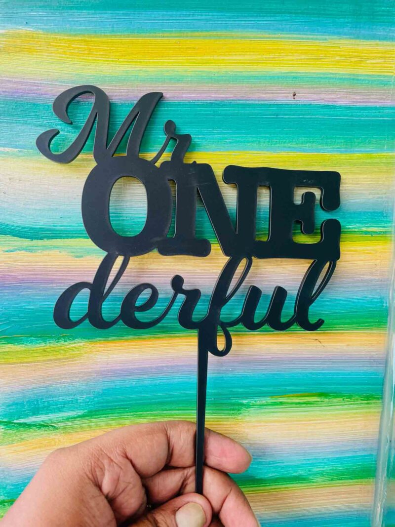 Mr ONEderful cake topper - Bubbly Decors