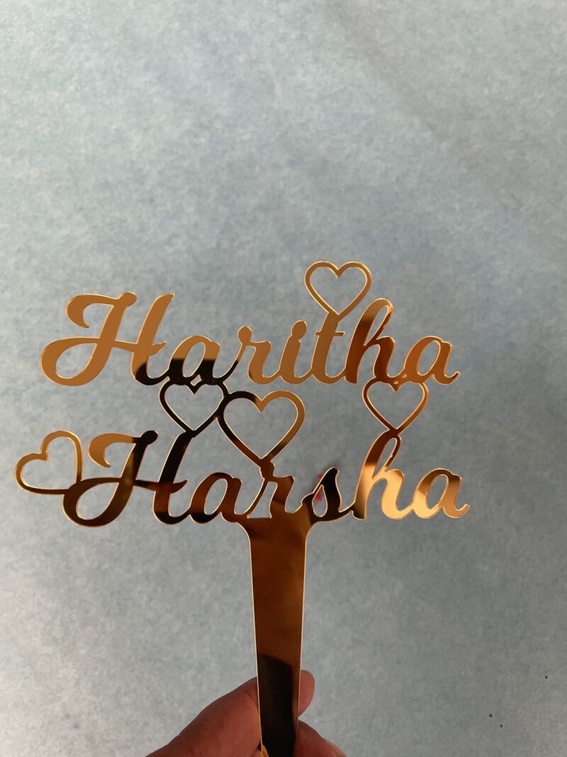 cake topper couple hearts - Bubbly Decors