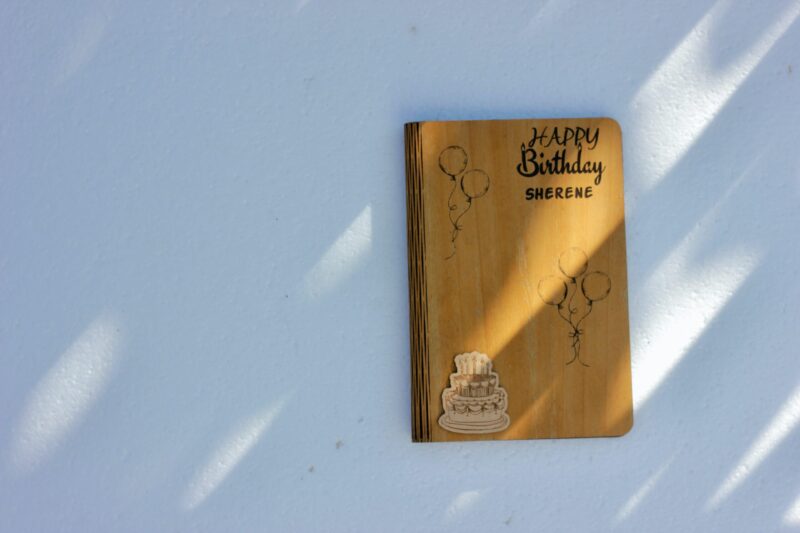 birthday greeting wood - Bubbly Decors