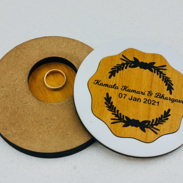 Rings Holder Wooden - Bubbly Decors