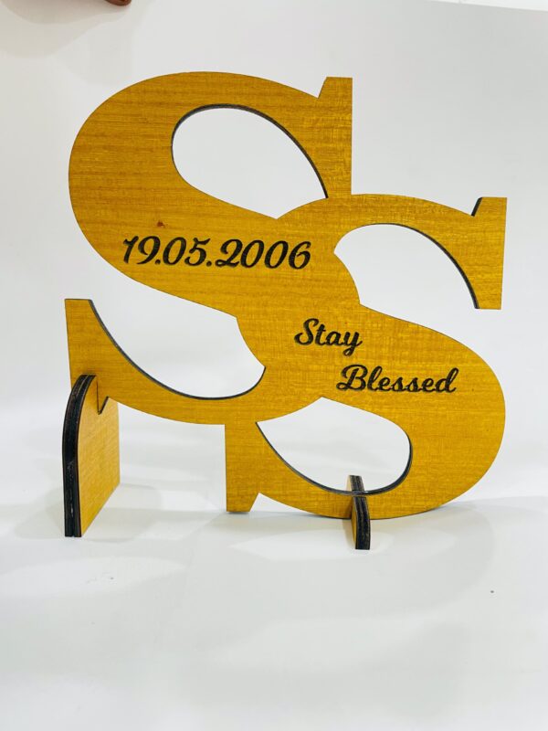 Wooden logo for couples - Bubbly Decors