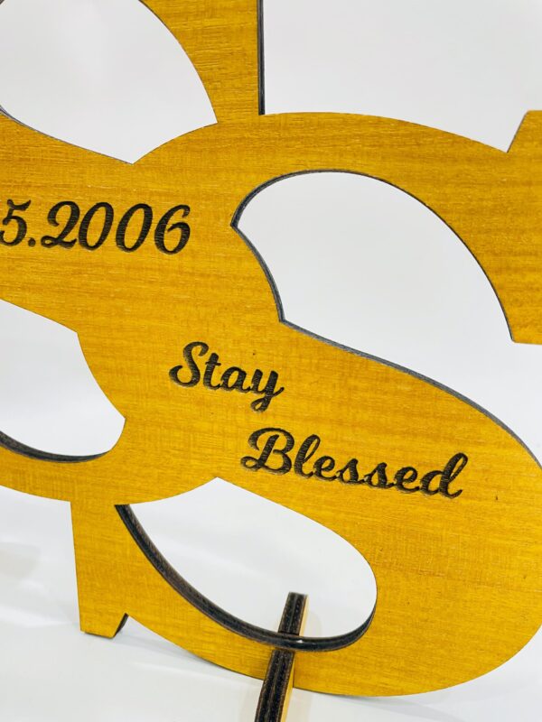 Wooden logo for couples - Bubbly Decors
