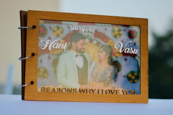 Story book wood DIY - Bubbly Decors