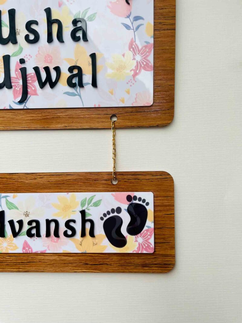 Pattern name board couple and kid - Bubbly Decors
