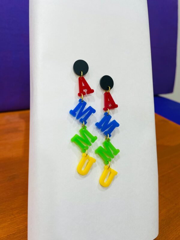 name earrings - Bubbly Decors