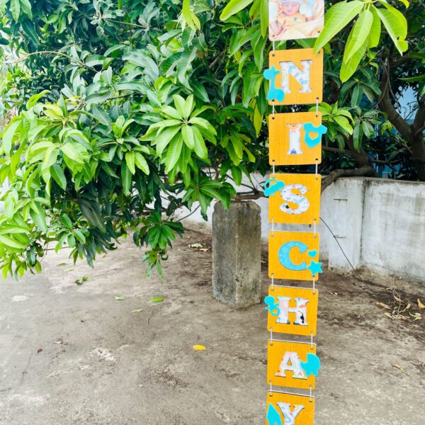 Hanging letter tiles - Bubbly Decors