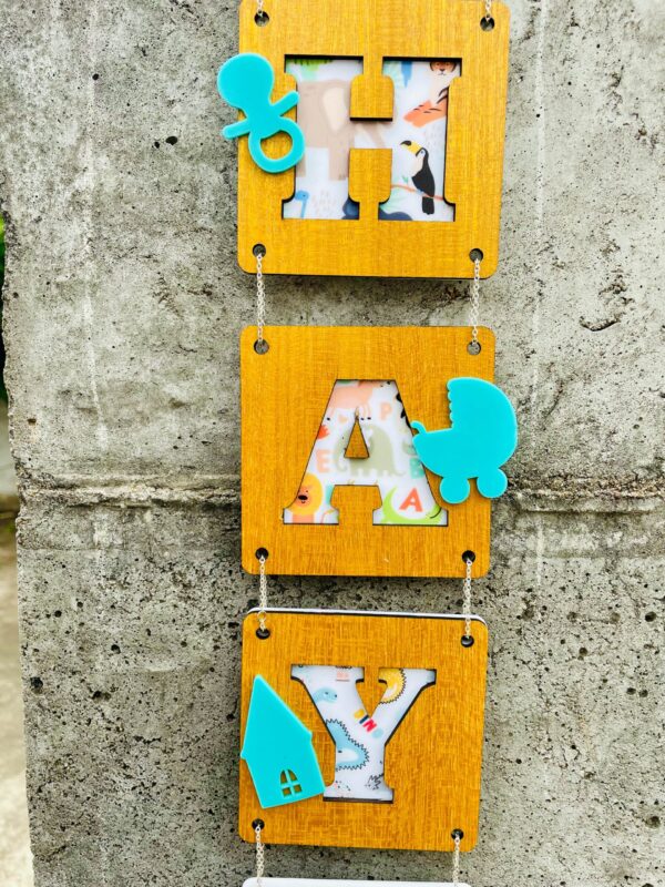 Hanging letter tiles - Bubbly Decors