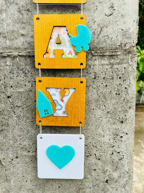Hanging letter tiles - Bubbly Decors