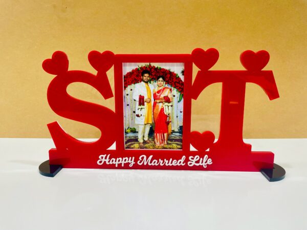 Couple Letter Frame - Bubbly Decors