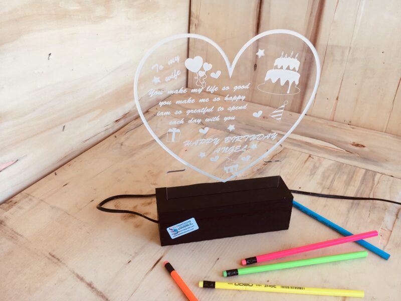 Light glow stand Heart shaped - Bubbly Decors