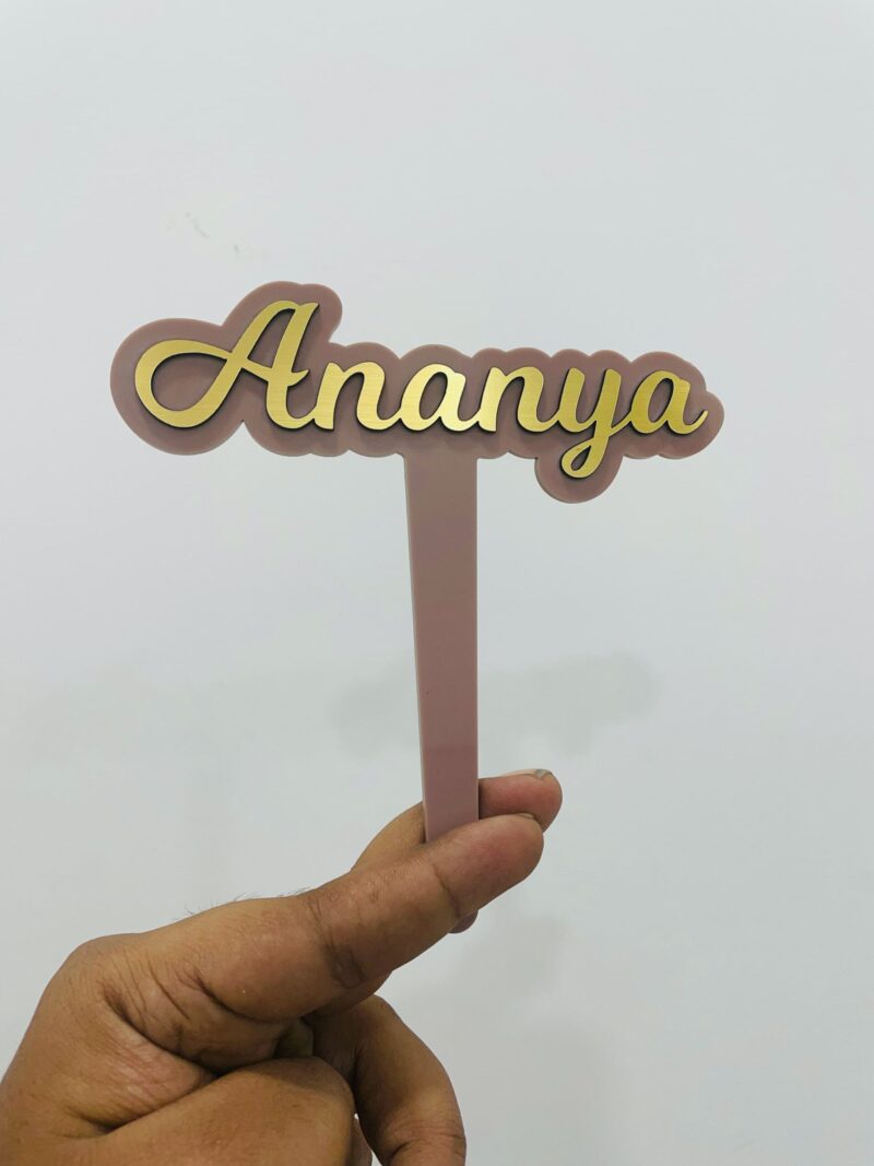 cake topper name - Bubbly Decors
