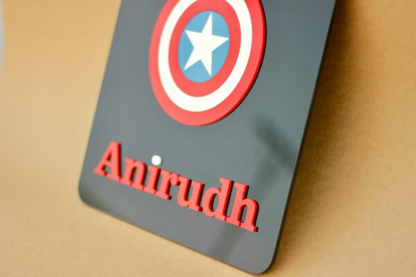 name board captain America - Bubbly Decors