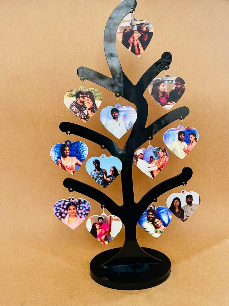 Tree photo hearts - Bubbly Decors