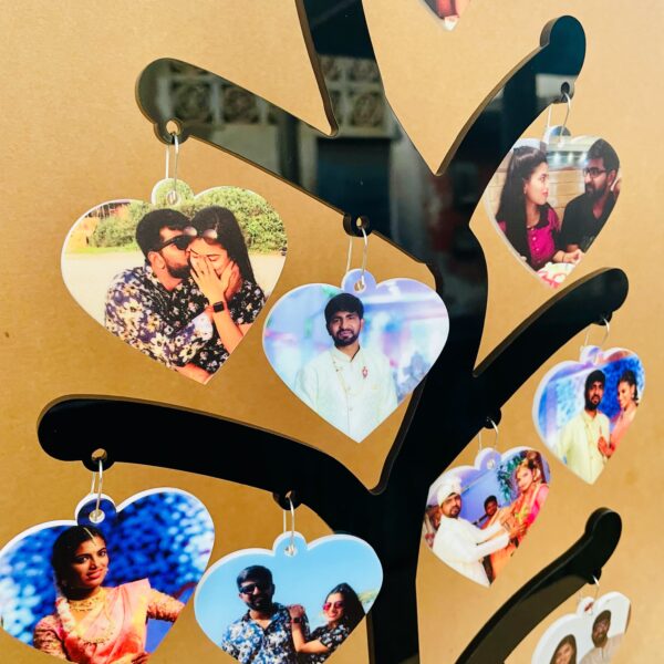 Tree photo hearts - Bubbly Decors