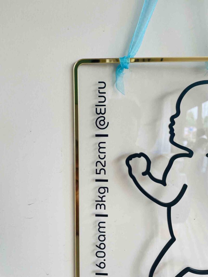 Line art baby frame - Bubbly Decors