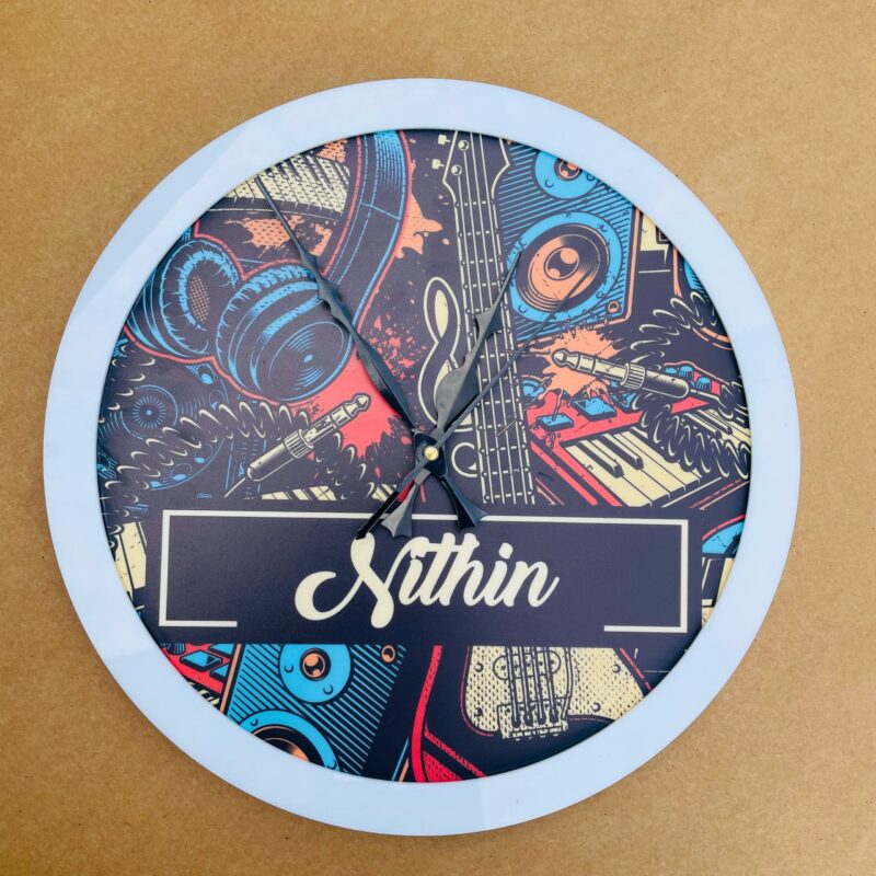 Pattern clock name customised - Bubbly Decors