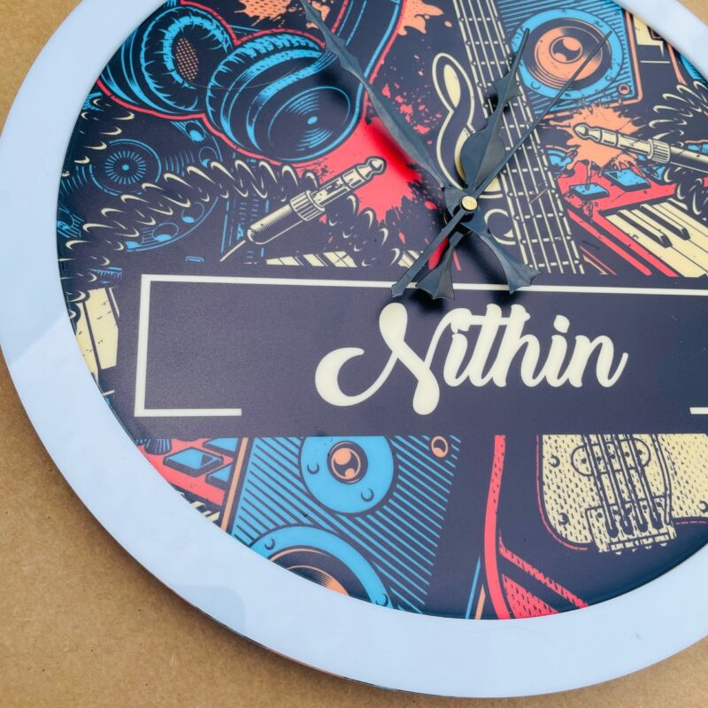 Pattern clock name customised - Bubbly Decors