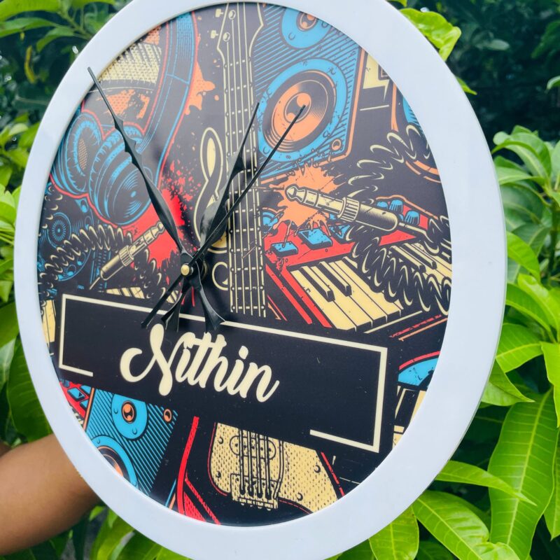 Pattern clock name customised - Bubbly Decors